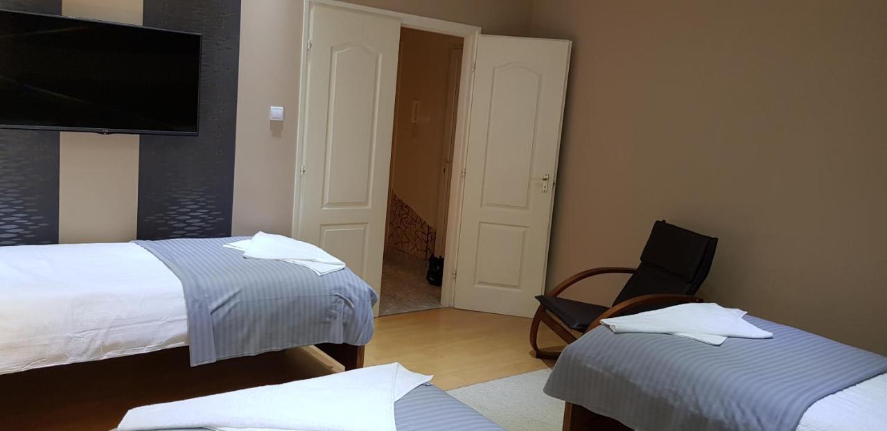 Bed and Breakfast Alice Vendeghaz Kalocsa Exterior foto